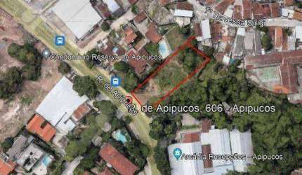 Terreno em ótima localização em Apipucos