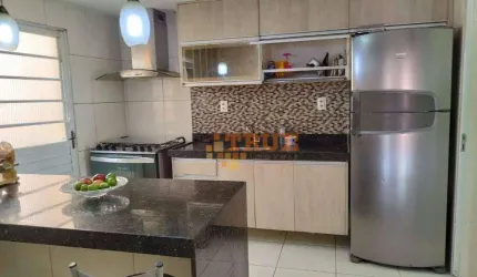 Casa com 3 dormitórios à venda por R$ 400.000,00 - Prado - Recife/PE