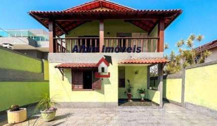 Casa para Venda em Niterói, Camboinhas, 3 dormitórios, 2 suítes, 4 banheiros, 2 vagas