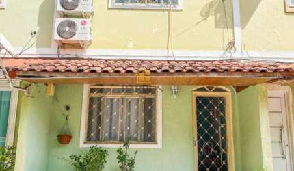 Casa para Venda em Nova Iguaçu, da Luz, 2 dormitórios, 2 banheiros, 1 vaga