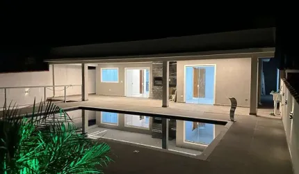 BELA CASA NOVA E MODERNA