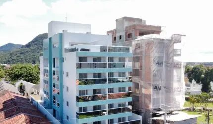 Excelente cobertura em Caiobá...