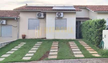 Casa a venda no condominio Villagio do Sol