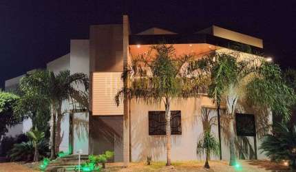 Sobrado de esquina a venda ou locacao no Village Damha 1