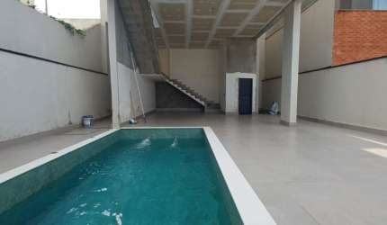 Casa nova a venda 297 m² 3 quartos 1 suíte 6vagas condomínio Granja Vianna Cotia - SP