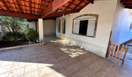 Casa térrea, 03 dormitórios à Venda, ACEITA PERMUTA COM CASA OU APARTAMENTO, Vil