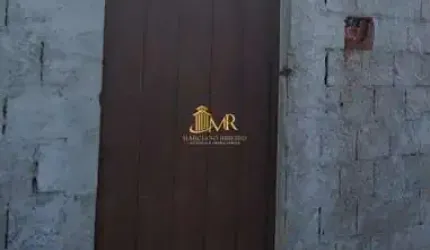 Lote murado, próximo a peixoto de Castro, Bairro da Cruz, Lorena