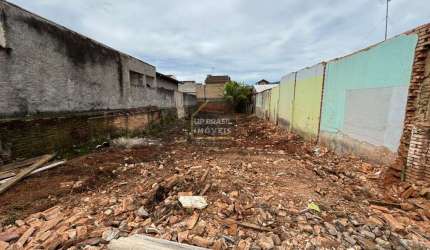 Terreno para Venda em Taubaté, Vila São Carlos
