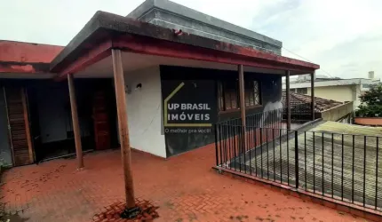 Sobrado para Venda em Taubaté, Centro, 4 dormitórios, 1 suíte, 2 banheiros, 2 vagas