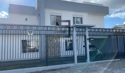 Sobrado para Venda em Guarapuava, Santa Cruz, 4 dormitórios, 2 suítes, 3 banheiros, 3 vagas