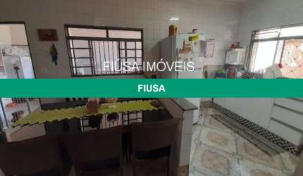 Casa com 3 quartos à venda na Rua Alcides Cosenzo, 01, Jardim das Palmeiras, Ribeirão Preto por R$ 320.000