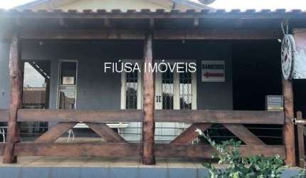 Casa com 3 quartos à venda na rua 1, 1, Centro, Rifaina por R$ 916.700