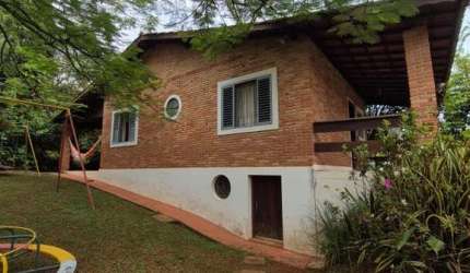 LINDA CHÁCARA COM CASA COM 2 QUARTOS, PISCINA, CHURRASQUEIRA NA ESTÂNCIA SÃO LUIZ EM JARINU