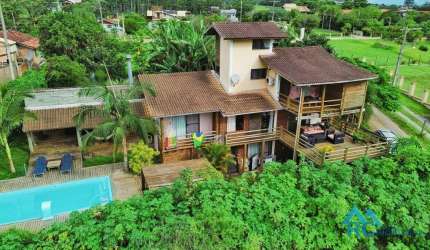 Casa com 4 quartos à venda na Estrada Geral da Ibiraquera, 01, Ibiraquera, Imbituba por R$ 1.400.000