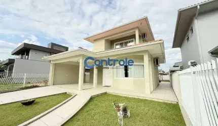 Casa com 3 quartos à venda na Rua das Azaléias, 136, Pedra Branca, Palhoça por R$ 1.600.000