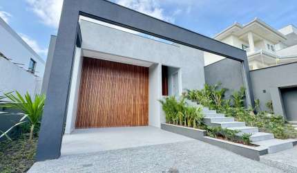 Casa com 3 quartos à venda na Rua dos Rouxinóis, 95, Pedra Branca, Palhoça por R$ 2.300.000
