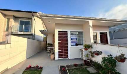 Casa com 2 quartos à venda na Rua Joel Viana Koester, 270, Lisboa, São José por R$ 340.000