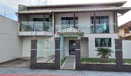 Casa com 8 quartos à venda na Rua José Cherem, 331, Carianos, Florianópolis por R$ 1.590.000