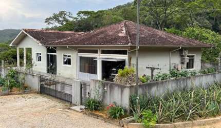 Chácara / sítio com 3 quartos à venda na Irineu Ernesto Koerich, 1, Colônia Santana, São José por R$ 3.000.000
