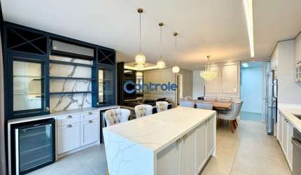 Apartamento com 3 quartos à venda na Valter da Silva Koerich, 150, Kobrasol, São José por R$ 2.259.000