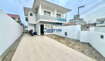 Casa com 2 quartos à venda na Rua Felipe Andrade, 455, Aririu, Palhoça por R$ 320.000