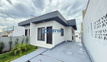 Casa com 2 quartos à venda na Rua Domingos Barbosa, 236, Forquilhas, São José por R$ 425.000