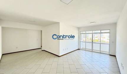 Apartamento com 3 quartos à venda na Avenida Barão do Rio Branco, 586, Centro, Palhoça por R$ 690.000