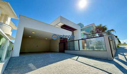Casa com 3 quartos à venda na Rua das Macieiras, 65, Pedra Branca, Palhoça por R$ 1.790.000