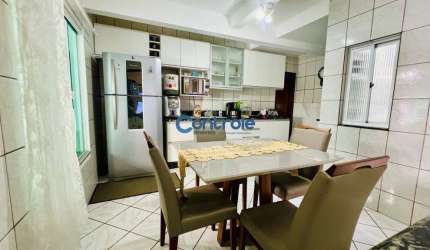 Casa com 4 quartos à venda na Rua Moura, 988, Barreiros, São José por R$ 1.400.000