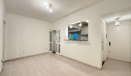 Apartamento térreo para alugar em Porto Alegre no bairro Bom Fim