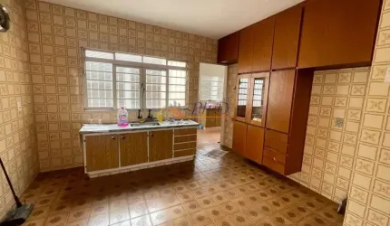 Casa com 3 quartos à venda na Rua Ribeirão Preto, Jardim Estádio, Jundiaí por R$ 650.000