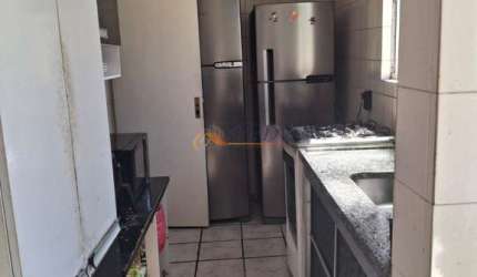 APTO 3 DORMITORIOS SENDO UMA SUITE NO COND DI FLORENZA