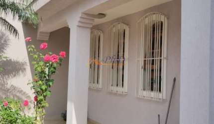 Sobrado com 3 Quartos e 2 banheiros  238 m² - Jundiaí SP
