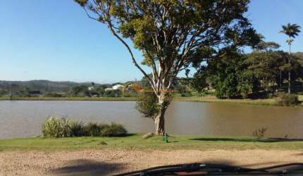 Terrenos à venda Condomínio Fazenda Serrazul II em itupeva
