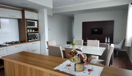 Apartamento a 140 metros do mar, mobiliado