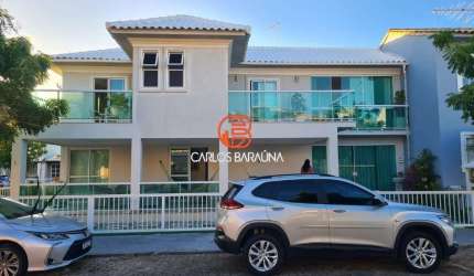 Casa de luxo em condomínio com banheira e elevador