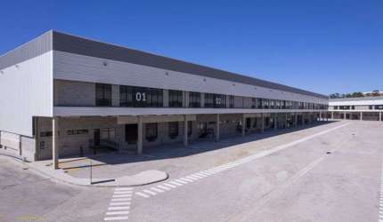 Galpão/Depósito/Armazém para aluguel com 2600 metros quadrados em Aeroporto - Jundiaí - São Paulo
