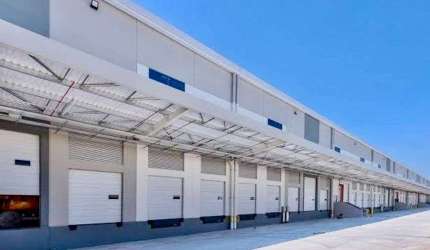 Galpão/Depósito/Armazém para aluguel tem 10608 metros quadrados Rodovia Dutra crossdocking