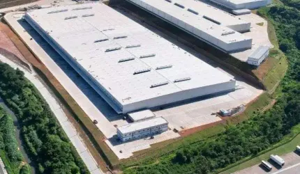 Galpão/Depósito/Armazém para aluguel possui 49748 metros quadrados Cajamar
