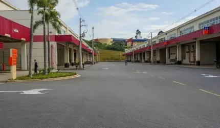Galpão Logistico 1829m² 02 docas na Rodovia Dutra Guarulhos