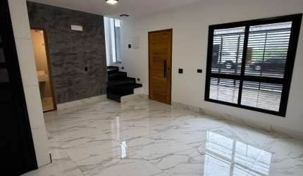 Sobrado Novo com 2 Suítes e 3 Vagas à Venda em Artur Alvim – 127m² e Churrasqueira Privativa