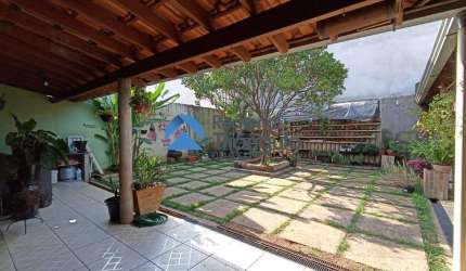 Casa de 3 quartos no Parque das Américas