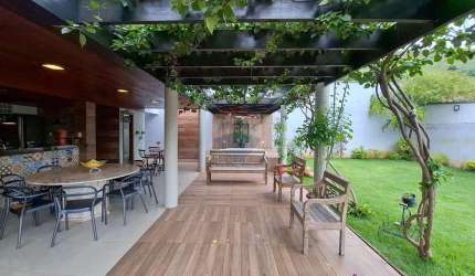 'Luxo e Conforto: Bela casa em São José'