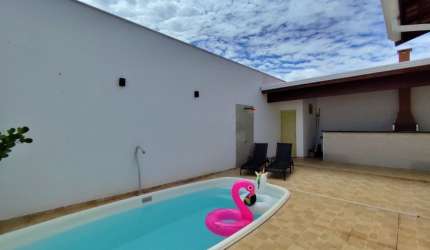 Casa Térrea com Piscina Jardim Palmares