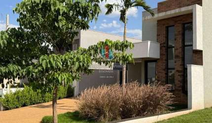 Casa Moderna com Piscina e Sofisticacao em Cada Detalhe
