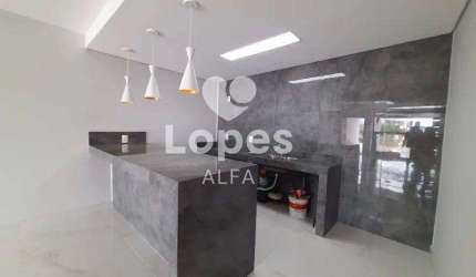 Casa dos sonhos no bairro Ibiapaba! 3 dormitórios, um suíte, ampla sala e espaço versátil para eventos