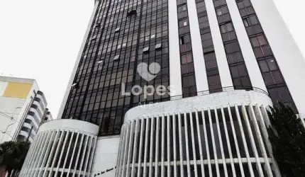 Viva com Elegância e Conforto: Apartamento de 4 Quartos no Coração da Cidade!