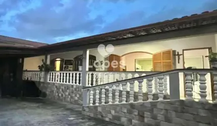 Ótima Oportunidade: Casa Espaçosa com 4 quartos no bairro Nova Suíça