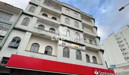 Apartamento no Centro de Barbacena - Conforto e Praticidade em Excelente Localização!