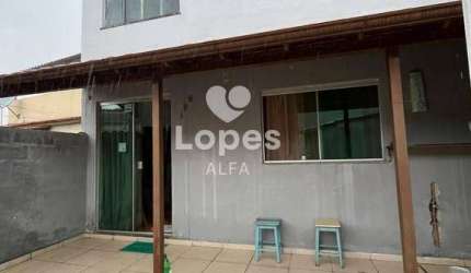 Oportunidade no Bairro Floresta – Casa com Estrutura para Ampliação!